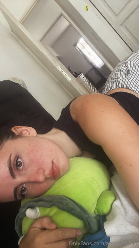 Angelinaroig ポルノスター 独占 画像