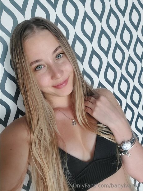 肉厚熟女オンリーファンズ トップ 写真