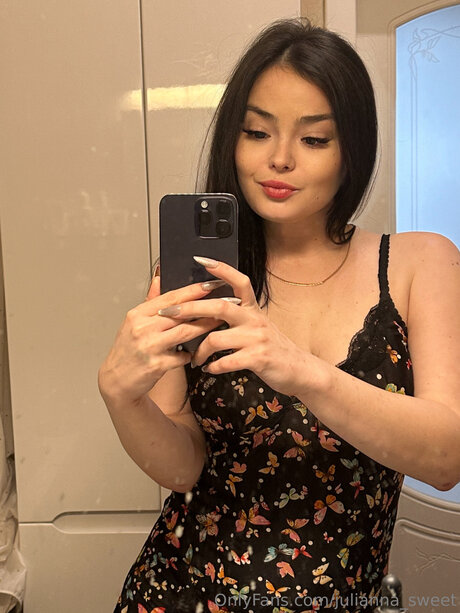 Julianna Sweet アートモデル 写真