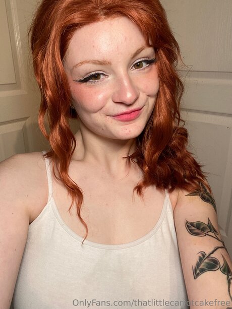 スペードのクイーン オンリーファンズ ホットセックス 写真