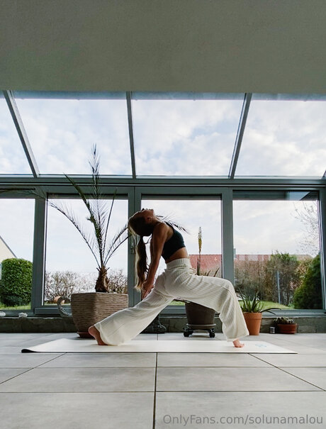 Solunamalou トップモデル 画像