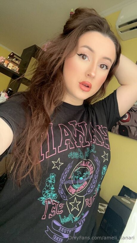 Ameli Kanari 最高のモデル 写真