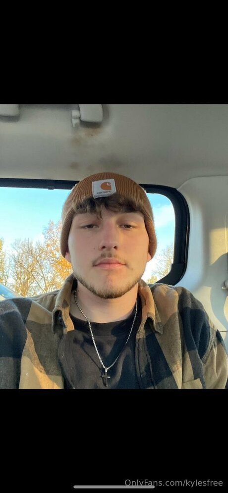 Kylesfree ポルノモデル 写真