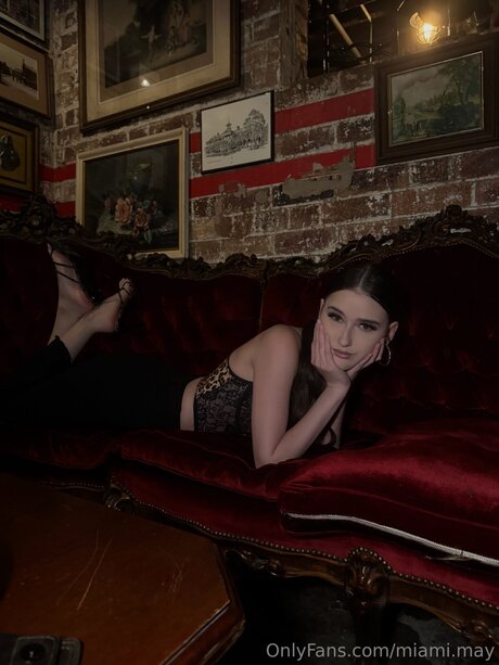 Miami May 無料女優 画像