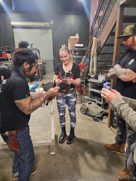 Bulletvalentina HDポルノスター 画像