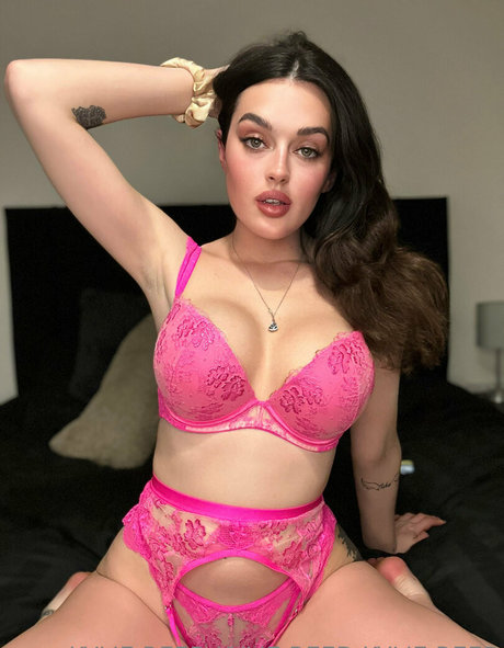 kyliereed かわいいモデル 写真