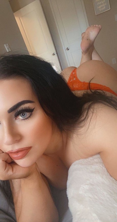 ぽっちゃりブロンドのオンリーファンズ 無料xxx 写真