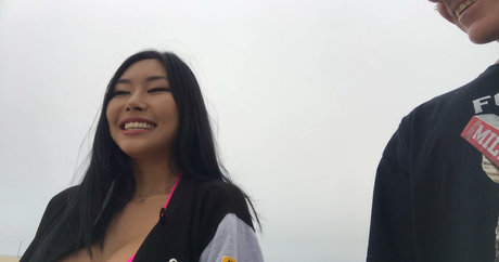 ティーンフィンガリングオンリーファンズ ホット 写真