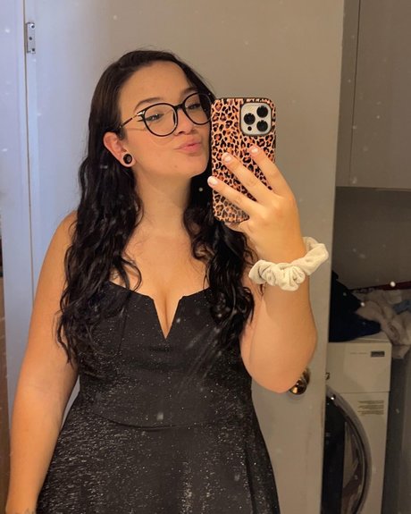 Catherine Cloutier 高品質モデル 画像