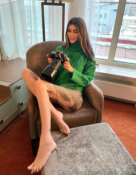 Holly Mur エロティックなスター ギャラリー