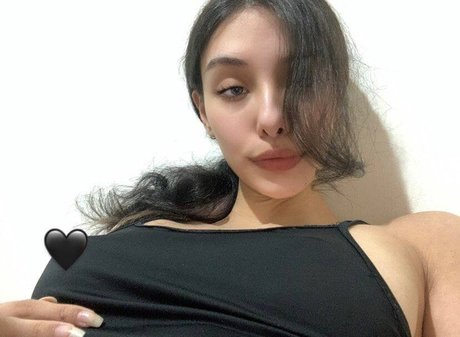 Juju Voulezj 独占スター ギャラリー