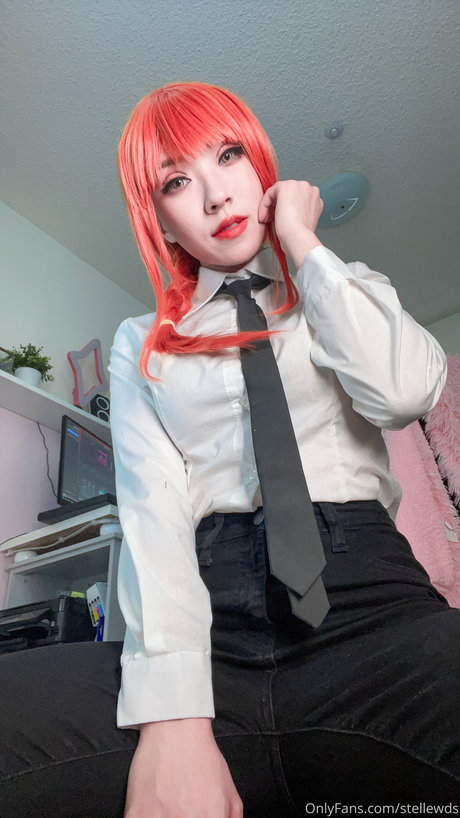 Stella Chuu ポルノスター アート 画像