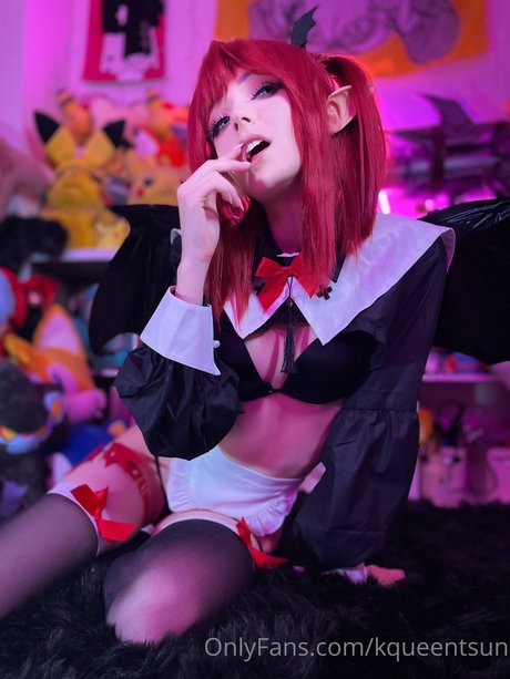 _Emily Something セクシーなスター アーカイブ