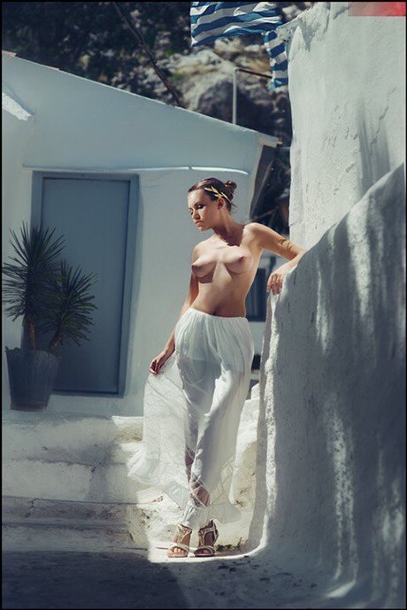 足の動画 オンリーファンズ 裸 写真