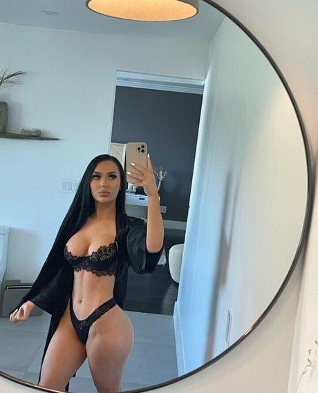 チェコのティーンズオンリーファンズ アートxxx 写真