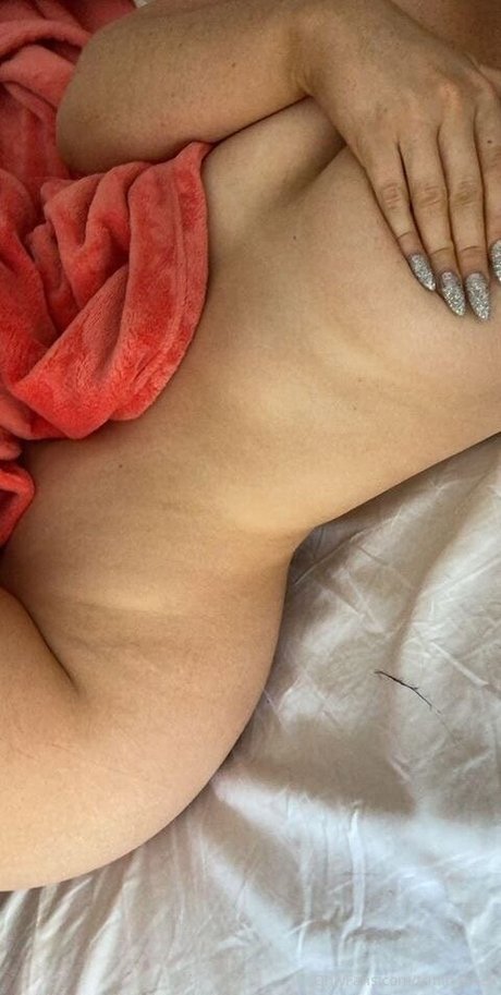 JOI オンリーファンズ えろた 画像