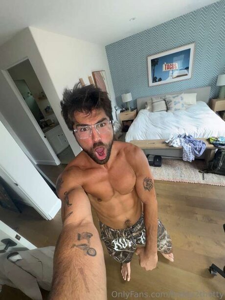 Toddy2thotty ポルノスター 画像