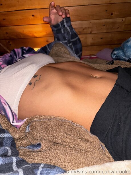 Leahwbrooke HD女優 写真