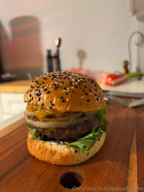 Leahwbrooke xxx女優 写真