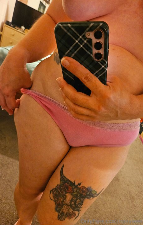 Ironvixen 美しい女優 写真