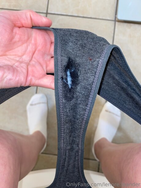 ジムのインフルエンサーオンリーファンズ 無料ポルノ 写真