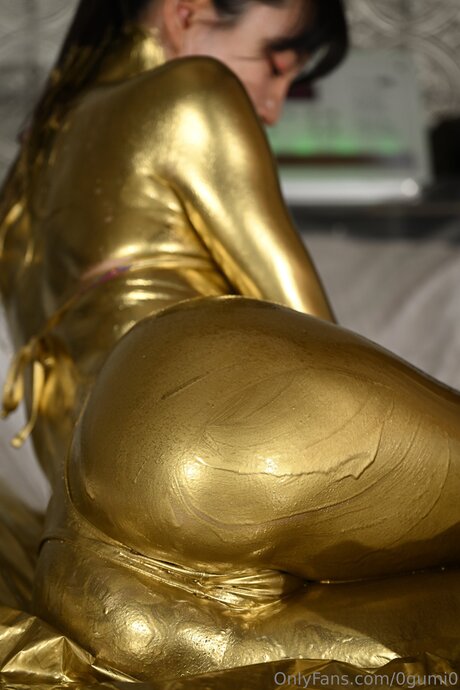 0gumi0 エロティックなスター 写真