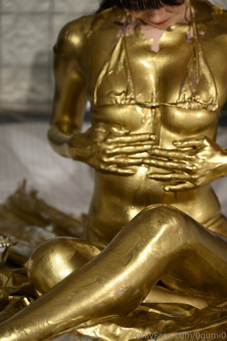 0gumi0 ホット女優 アーカイブ