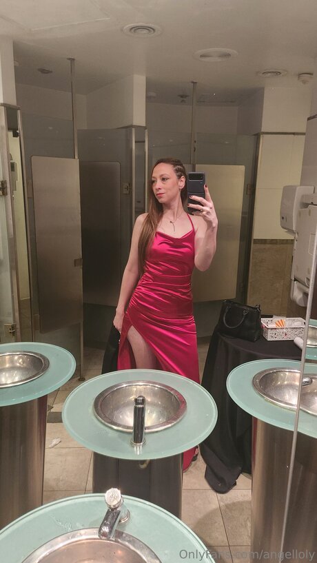 Angelloly 裸モデル 写真