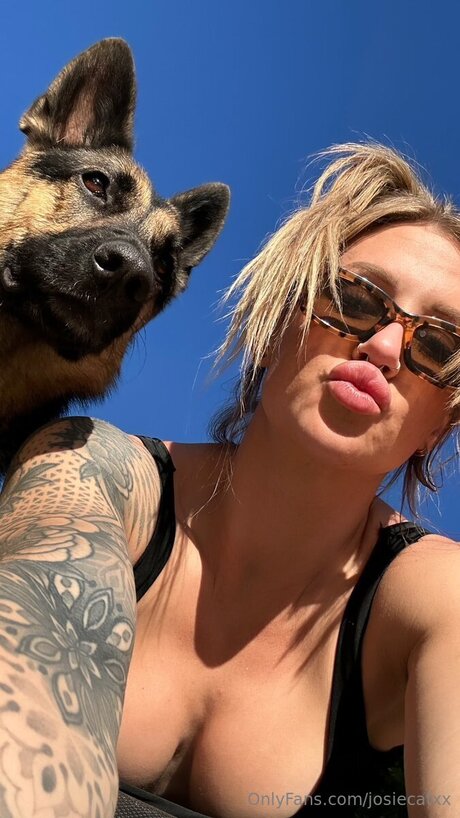 濃厚なヌードオンリーファンズ 美しいヌード 写真