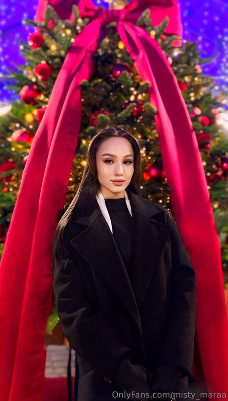 Misty Maraa アダルトモデル 写真