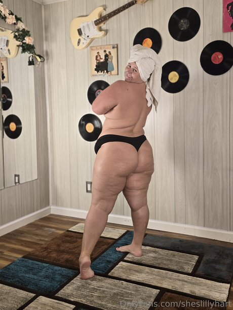 Sheslillyhart スター 画像