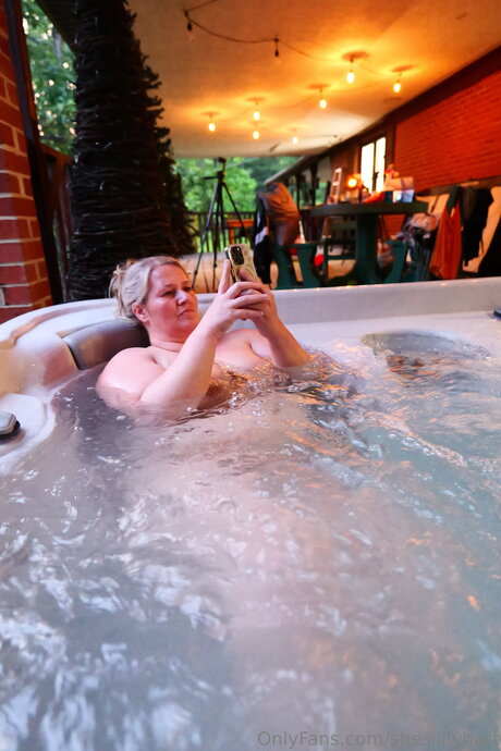 Sheslillyhart HDスター 写真