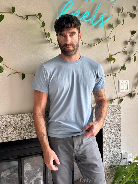 Kenfeels セックスポルノスター 写真