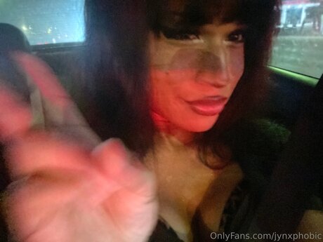 Jynxphobic ヌードモデル 写真