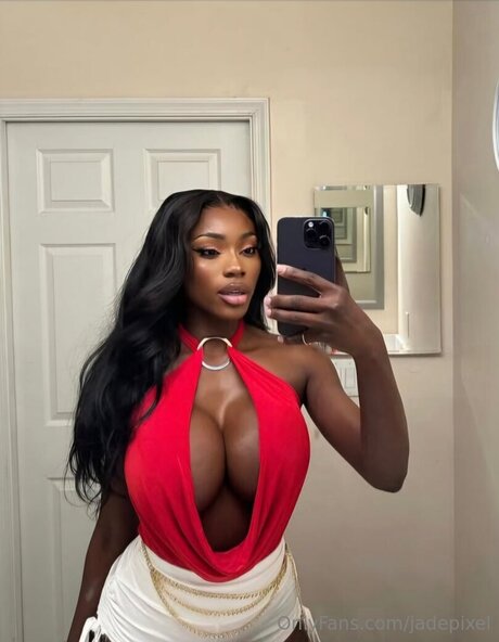 巨乳アマチュアオンリーファンズ セクシーxxx 写真