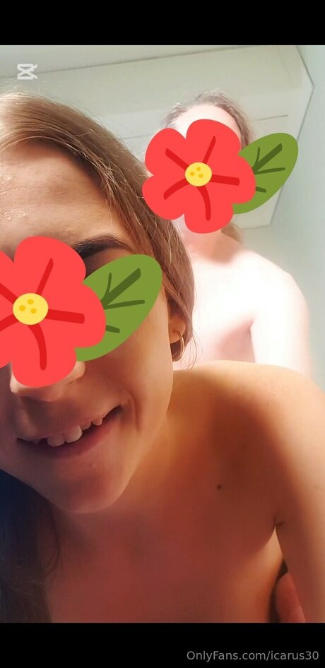 Icarus30 セクシーモデル 写真