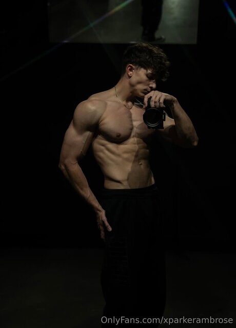 Xparkerambrose アダルトスター 写真