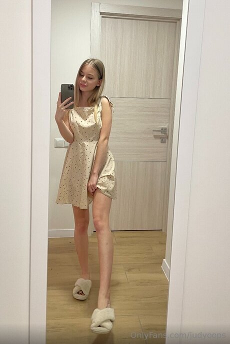 Judyoops セクシーなポルノスター 写真