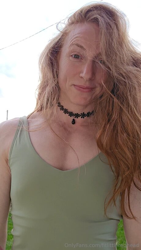 Fitlittleredhead ホットスター 画像
