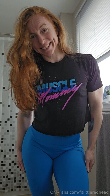 Fitlittleredhead スター xxx 写真