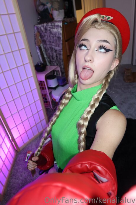 Kenalialuv プロフィール写真