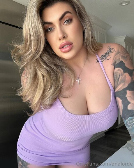 Analorde ポルノスター 裸 ギャラリー