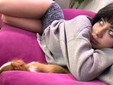 Trinitybandit アダルトスター 写真