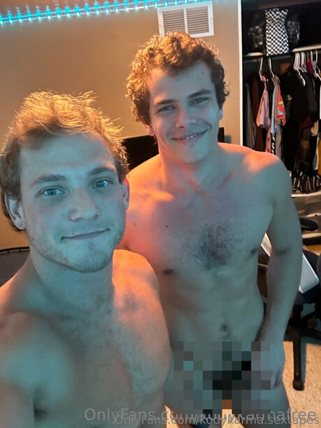 Kodykarma Sextapes ホットなスター 写真