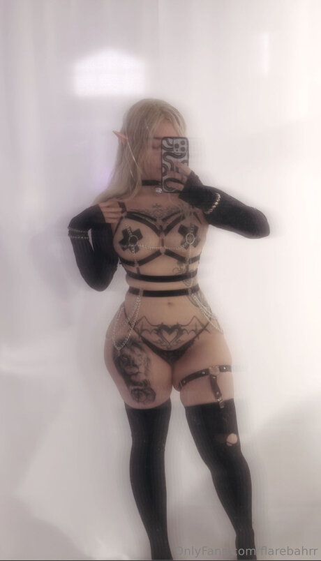 Flarebahrr ポルノスター 素敵 アーカイブ