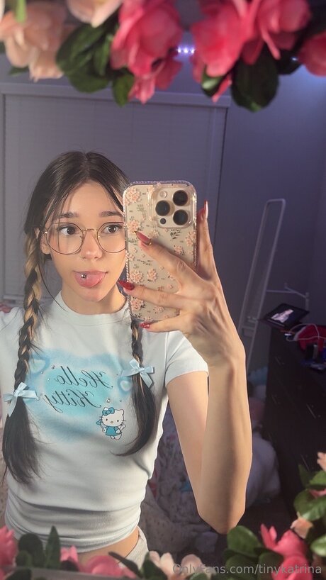 Tinykatrina ヌードモデル 写真