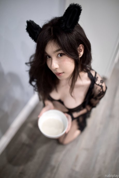 ダウンオンリーファン 裸 画像