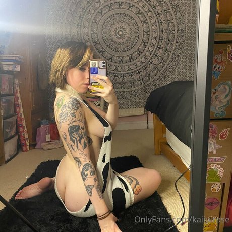 ぽっちゃりブロンドのオンリーファンズ ホットxxx ギャラリー