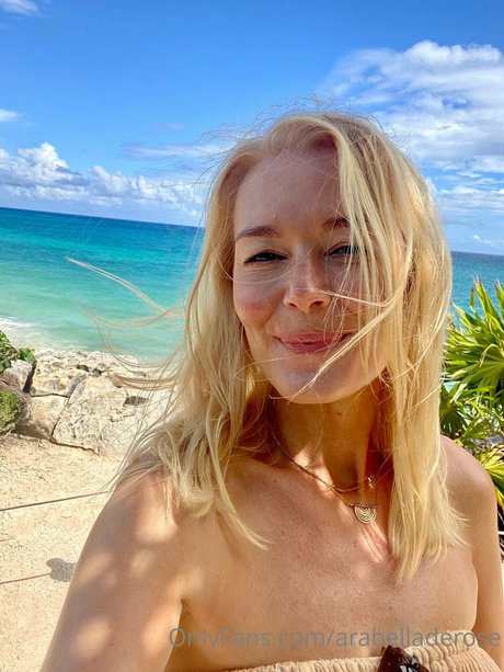 Arabella De Rose セクシーモデル ギャラリー