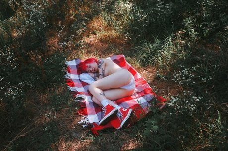 熟女のおっぱいオンリーファンズ ホットセックス 画像